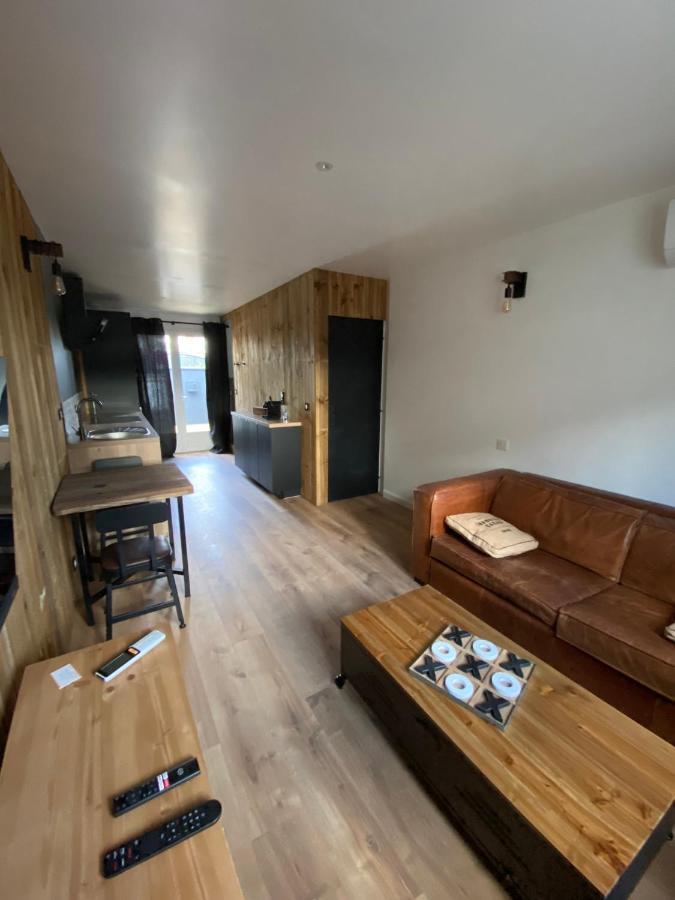 Chez James Gujan-Mestras Luaran gambar